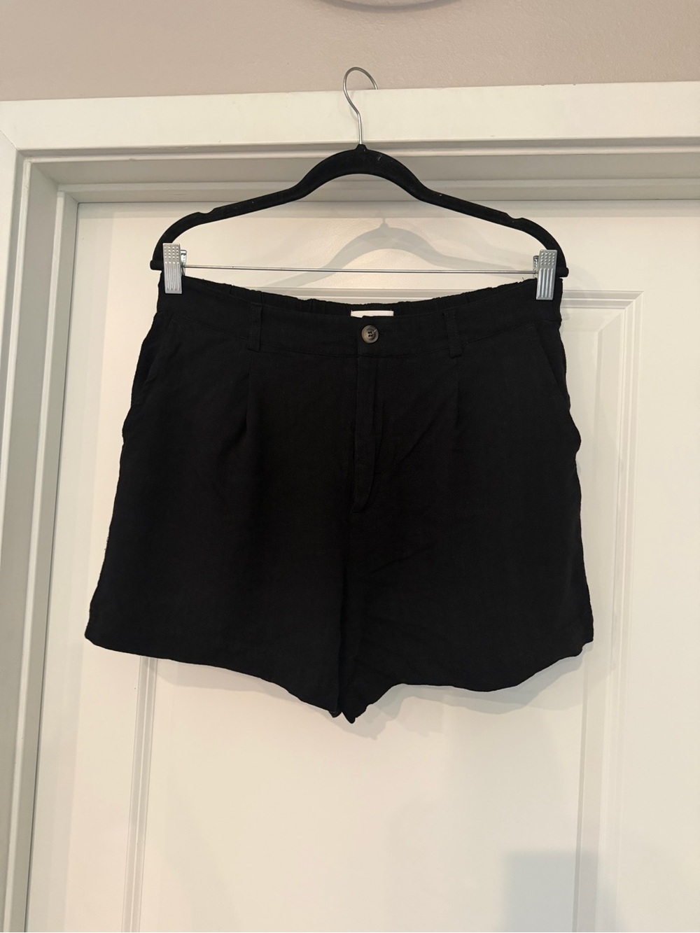 Be Cool Linen Shorts Size Large Black Side Pockets Flowy Comfortable Lightweight - Picture 4 of 10